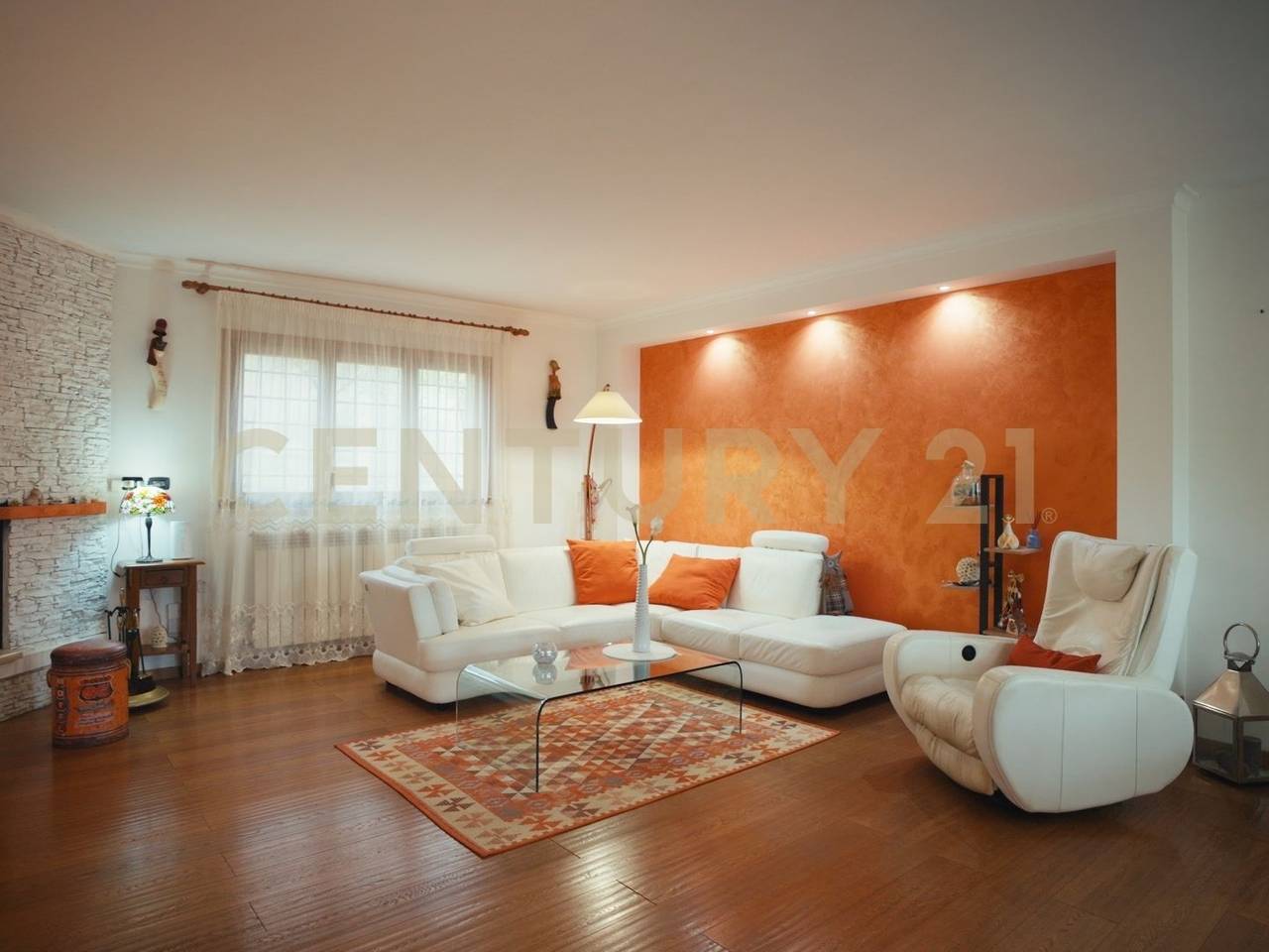 casa indipendente in vendita a Sacrofano in zona Monte Caminetto