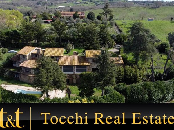 casa indipendente in vendita a Sacrofano