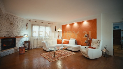 casa indipendente in vendita a Sacrofano in zona Monte Caminetto