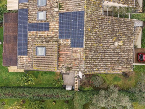 casa indipendente in vendita a Sacrofano in zona Monte Caminetto