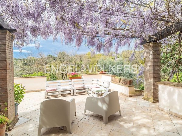 casa indipendente in vendita a Sacrofano