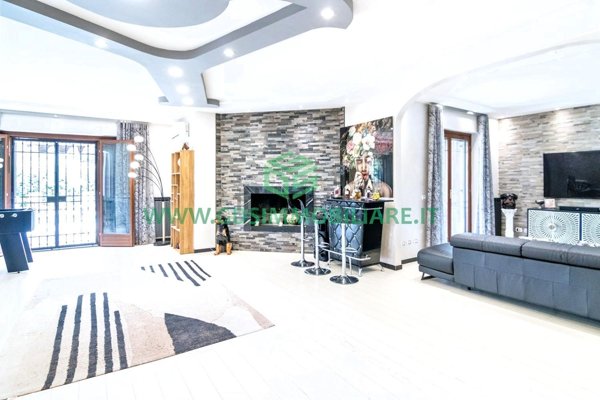 casa indipendente in vendita a Sacrofano in zona Monte Caminetto