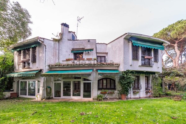casa indipendente in vendita a Sacrofano