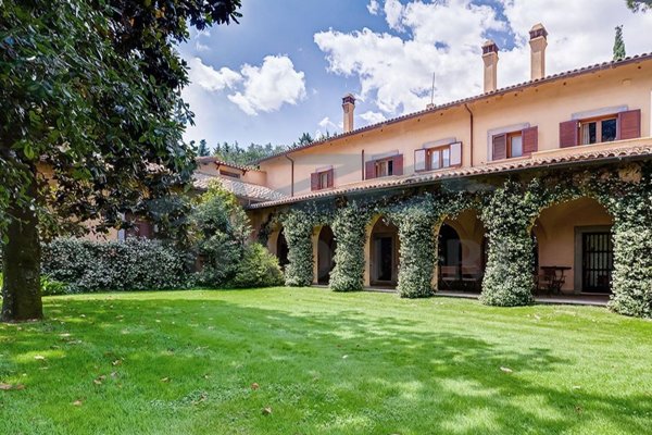casa indipendente in vendita a Sacrofano