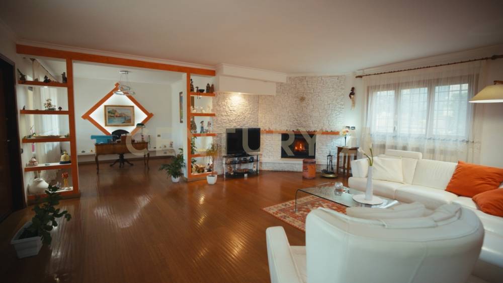 casa indipendente in vendita a Sacrofano in zona Monte Caminetto
