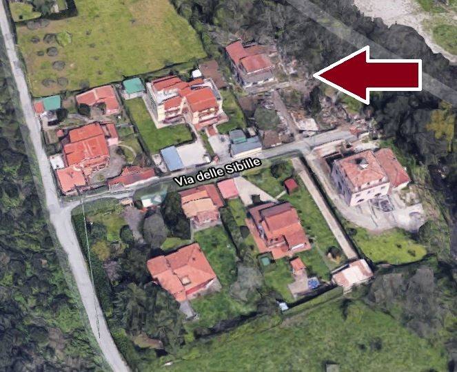 casa indipendente in vendita a Sacrofano in zona Monte Caminetto