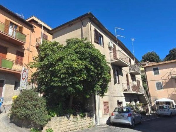 appartamento in vendita a Sacrofano in zona Santa Maria