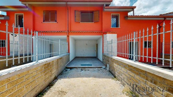 appartamento in vendita a Sacrofano in zona Guado Tufo