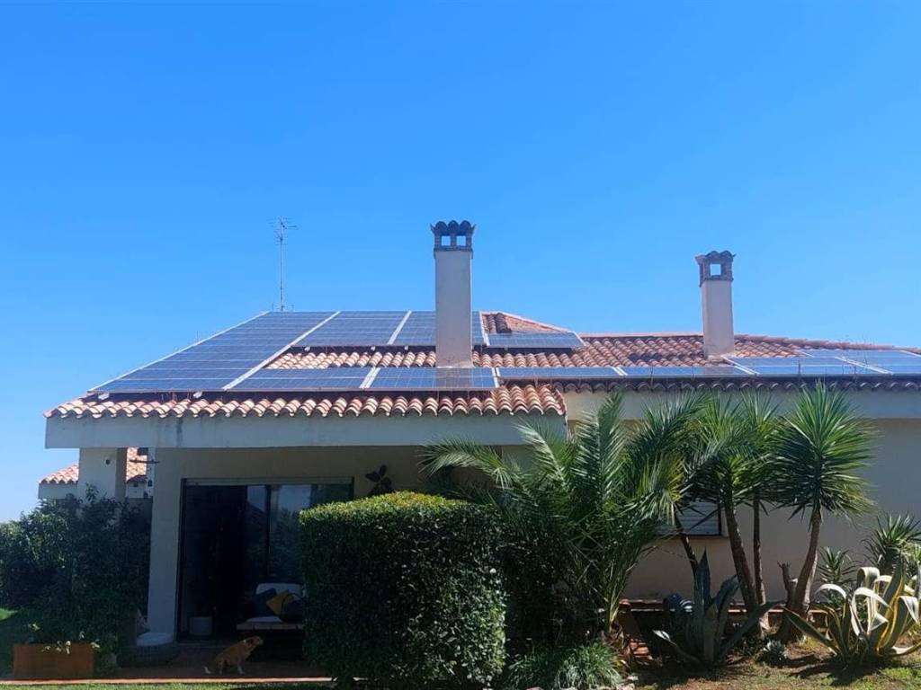 casa indipendente in vendita a Sacrofano in zona Monte Caminetto