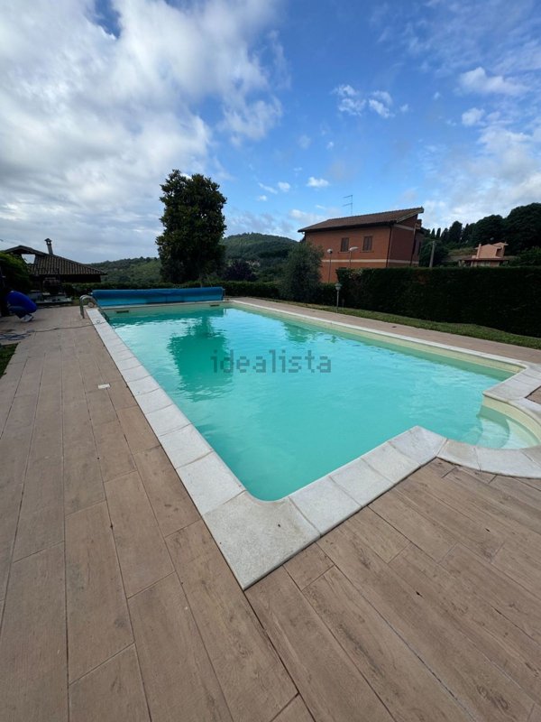 casa indipendente in vendita a Sacrofano in zona Borgo Pineto