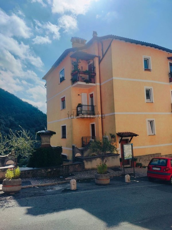 appartamento in vendita a Sambuci