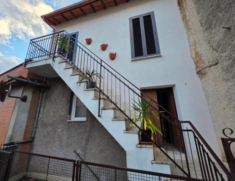 appartamento in vendita a Sambuci