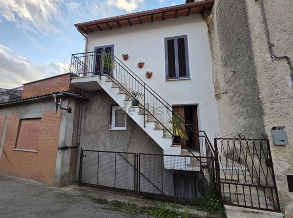 appartamento in vendita a Sambuci