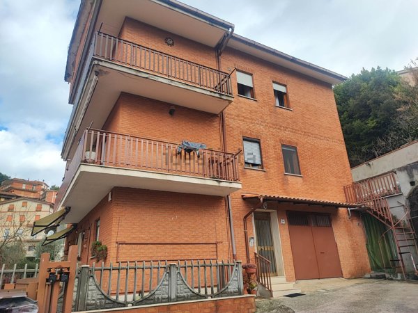 appartamento in vendita a Sambuci