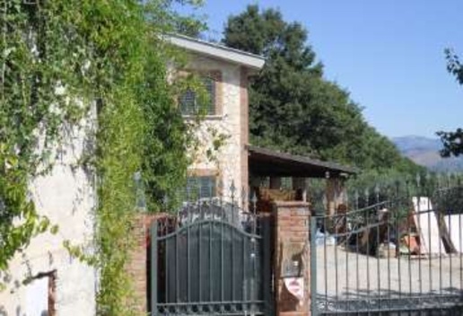 appartamento in vendita a San Gregorio da Sassola