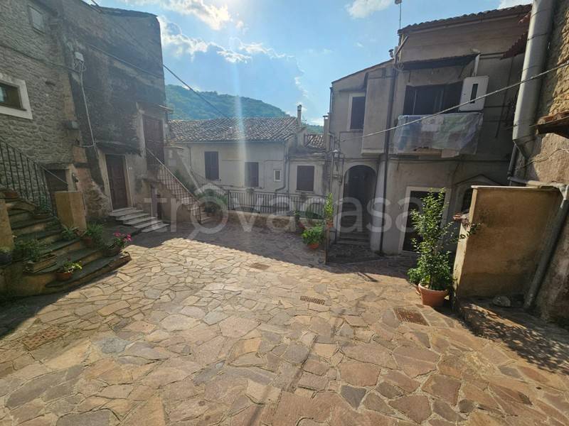 appartamento in vendita a San Gregorio da Sassola