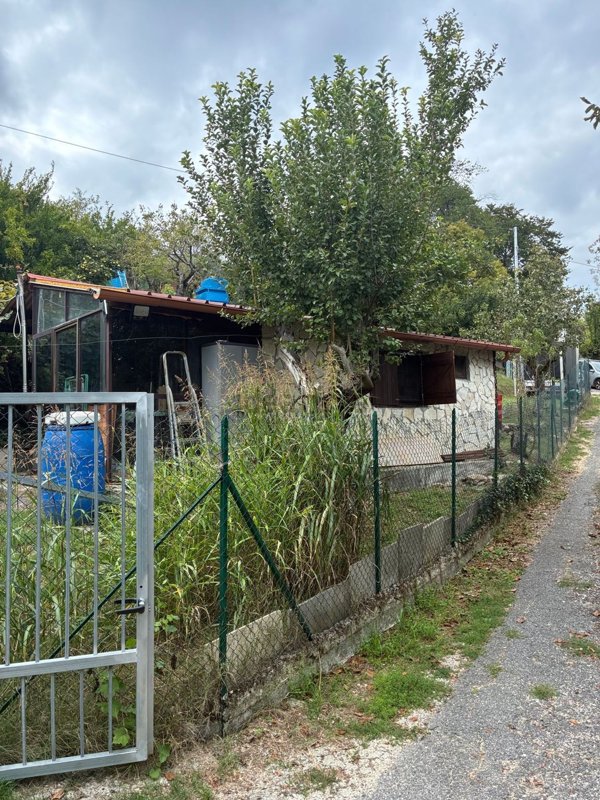 casale in vendita a San Gregorio da Sassola