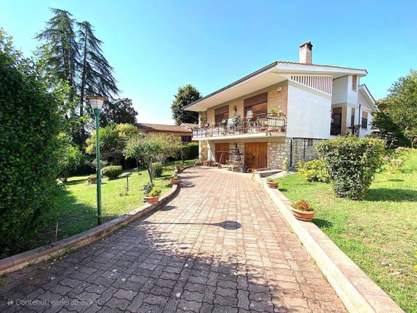 casa indipendente in vendita a San Polo dei Cavalieri