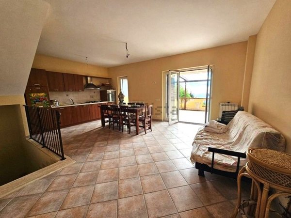 appartamento in vendita a San Polo dei Cavalieri