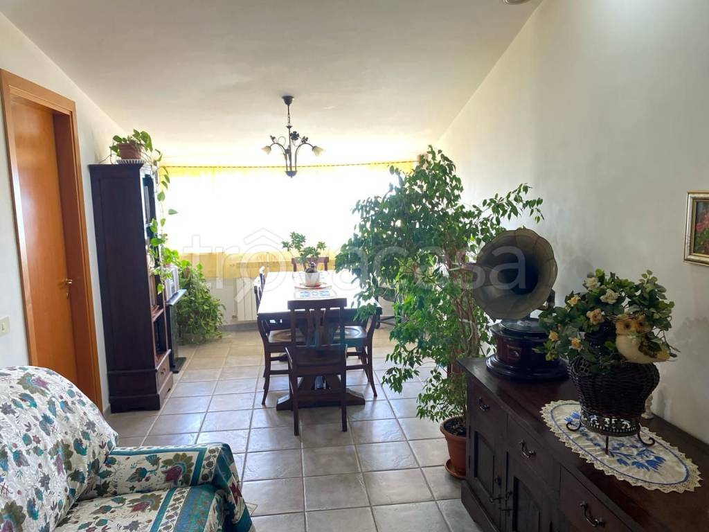 appartamento in vendita a San Polo dei Cavalieri