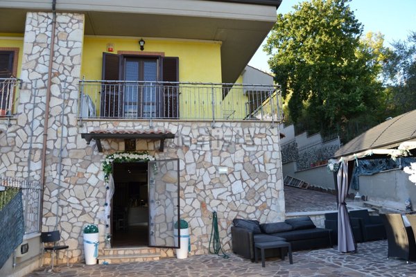 casa indipendente in vendita a San Polo dei Cavalieri
