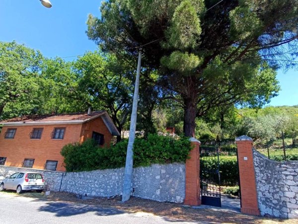 casa indipendente in vendita a San Polo dei Cavalieri