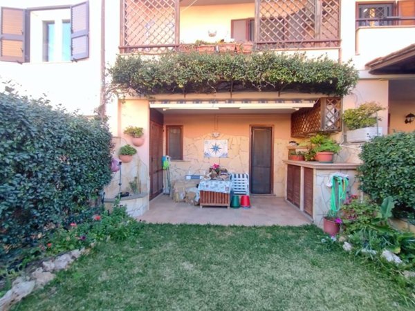 casa indipendente in vendita a Santa Marinella