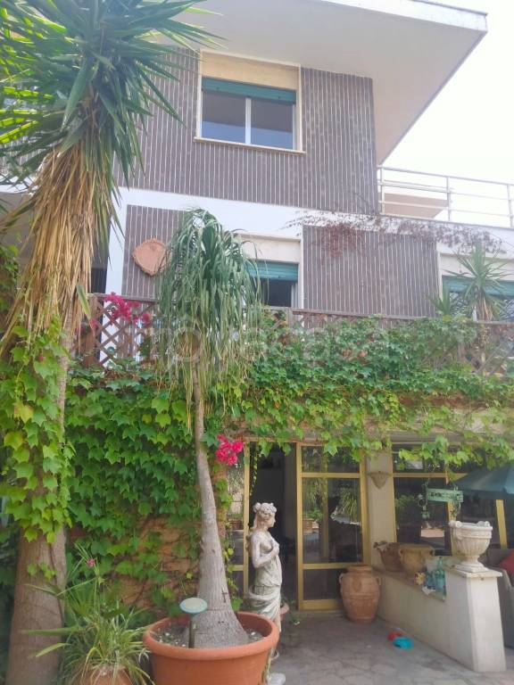 casa indipendente in vendita a Santa Marinella in zona Santa Severa