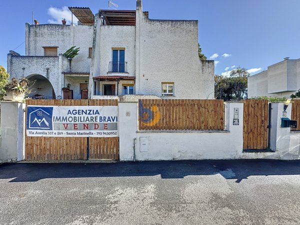 casa indipendente in vendita a Santa Marinella