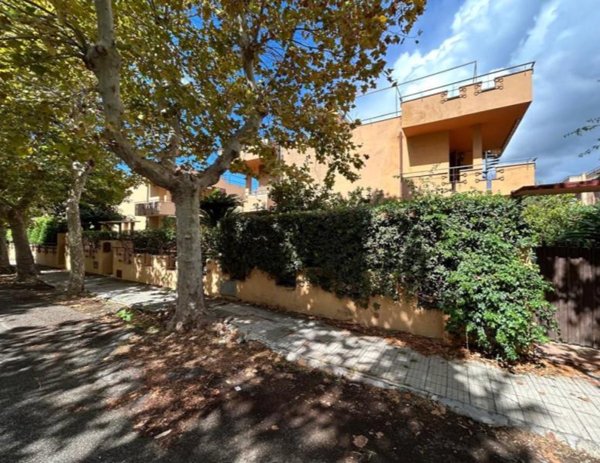 casa indipendente in vendita a Santa Marinella