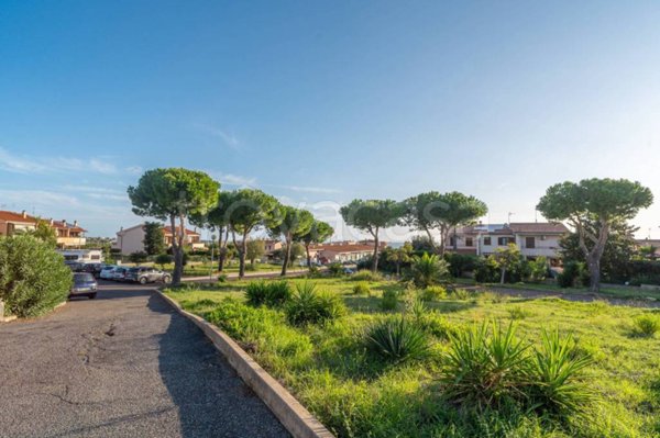 casa indipendente in vendita a Santa Marinella