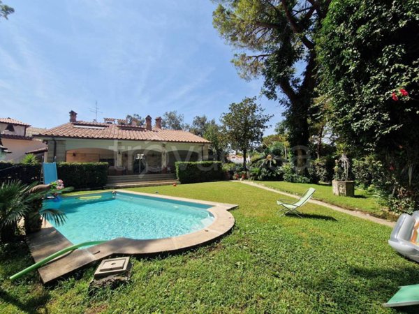 casa indipendente in vendita a Santa Marinella in zona Santa Severa