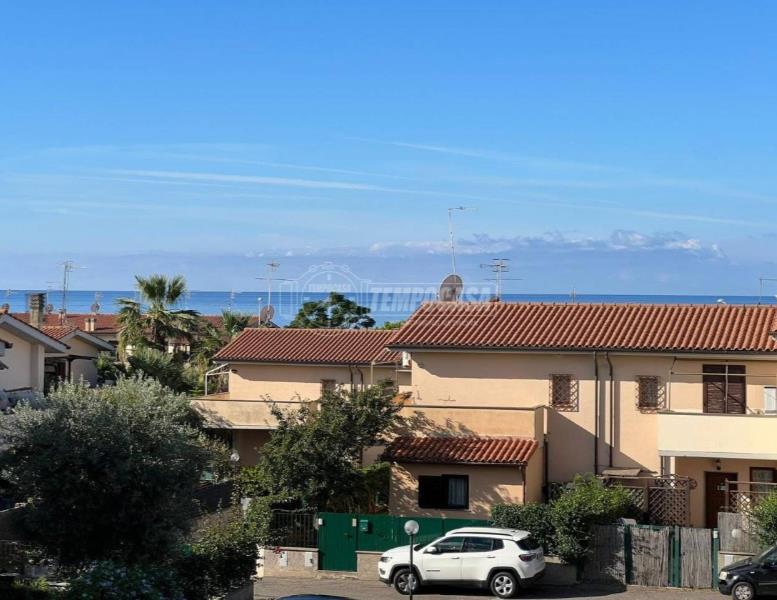 casa indipendente in vendita a Santa Marinella