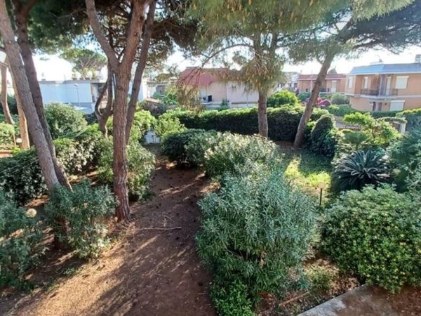 casa indipendente in vendita a Santa Marinella