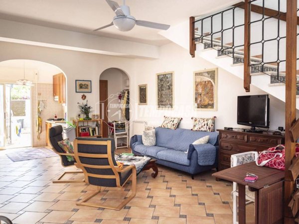 casa indipendente in vendita a Santa Marinella