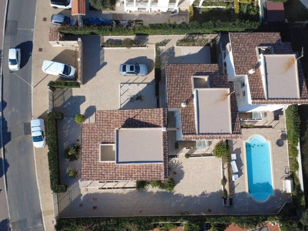 casa indipendente in vendita a Santa Marinella