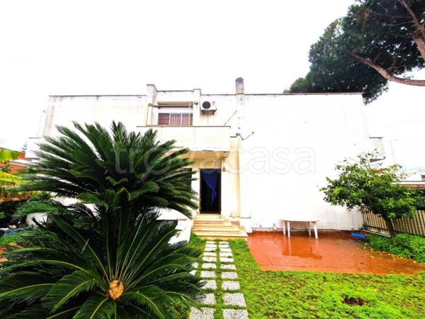 casa indipendente in vendita a Santa Marinella