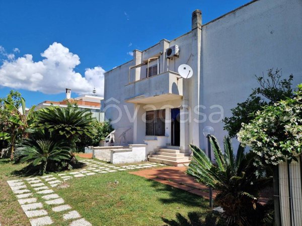 casa indipendente in vendita a Santa Marinella