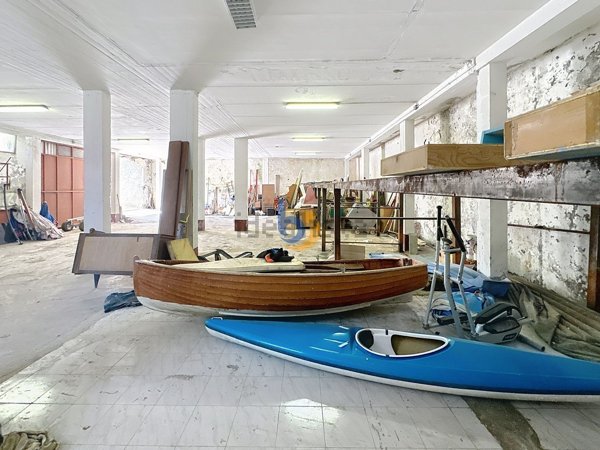 locale di sgombero in vendita a Santa Marinella