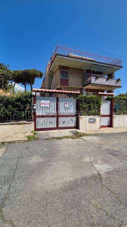 appartamento in vendita a Santa Marinella in zona Santa Severa