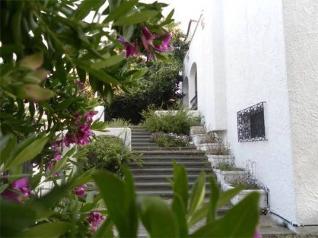 casa indipendente in vendita a Santa Marinella