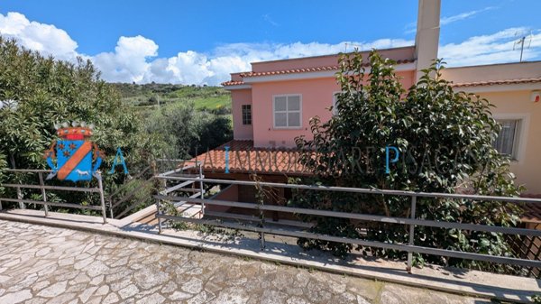 casa indipendente in vendita a Santa Marinella