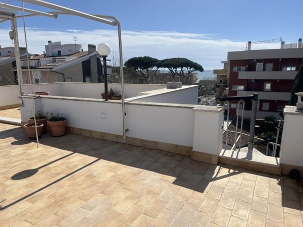 quadrivano in vendita a Santa Marinella