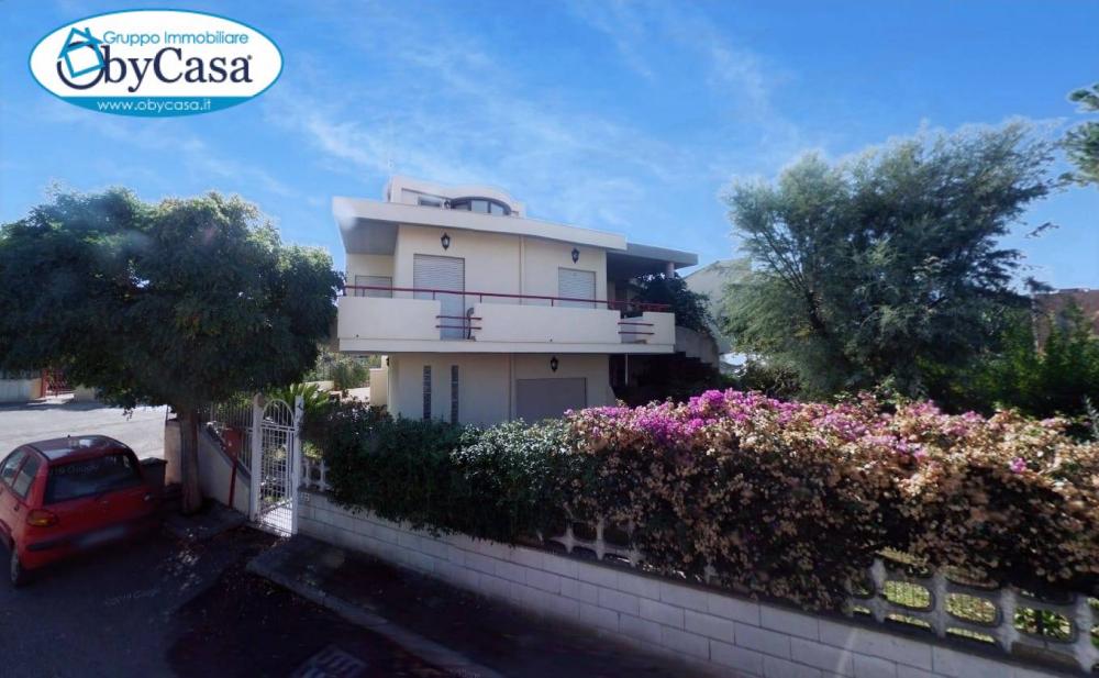 casa indipendente in vendita a Santa Marinella