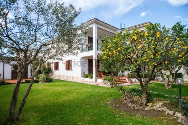 casa indipendente in vendita a Santa Marinella in zona Santa Severa