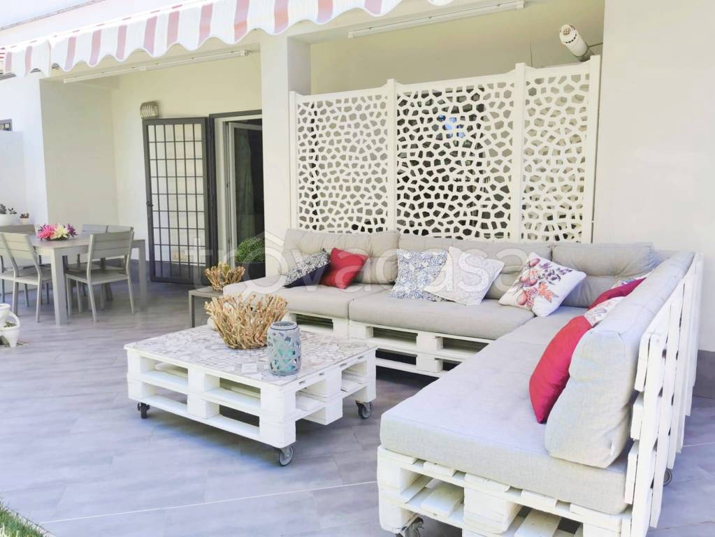 casa indipendente in vendita a Santa Marinella in zona Santa Severa