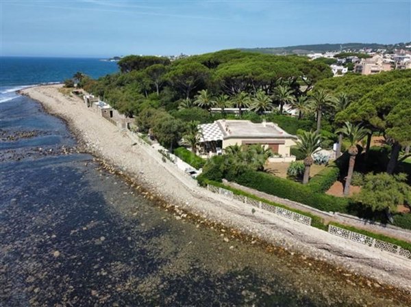 casa indipendente in vendita a Santa Marinella