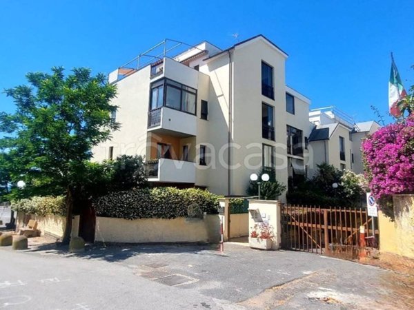 appartamento in vendita a Santa Marinella