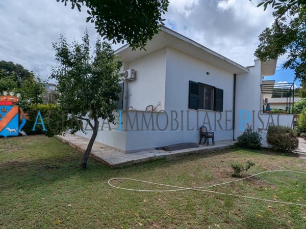 casa indipendente in vendita a Santa Marinella