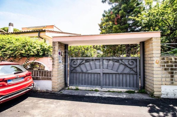 casa indipendente in vendita a Santa Marinella in zona Santa Severa